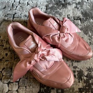 Puma X Rihanna Fenty pink satin bow sneakers size 8.5 limited edition